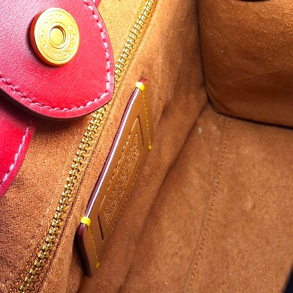 Coach Rogue 25 Tote Heart Print Signature Canvas Red Leather Trim - Picture 11 of 14